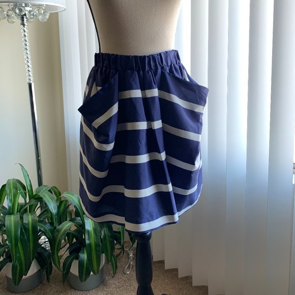BCBGeneration blue/white striped drapey skirt with pockets - Picture 1 of 1